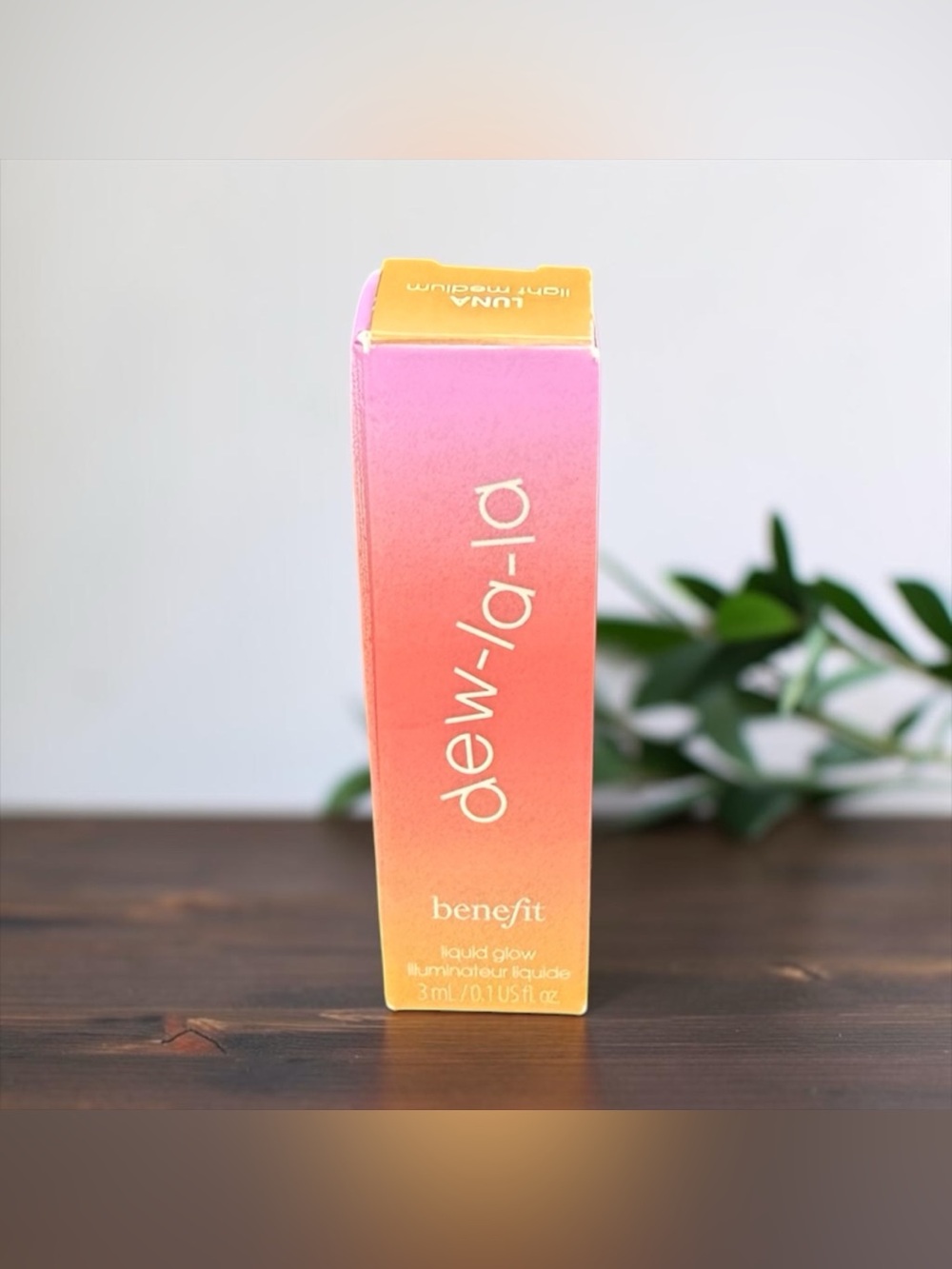 🏷️‼️5/$25🏷️🤎BENEFIT🤎Dew-la-la Liquid Glow Illuminator in Luna (Light Medium’/NIB